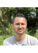 Biographie de Julien Peron