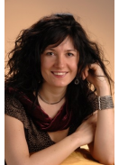 Biographie de Alexandra VIRAGH