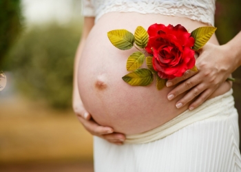 Prendre soin de son bébé intérieur ou en gestation