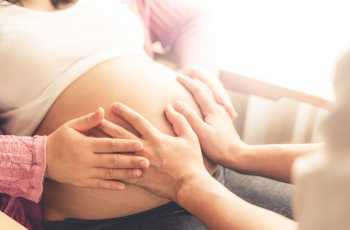 Devenir une maman est un art, même si c’est une chose innée de tous les temps