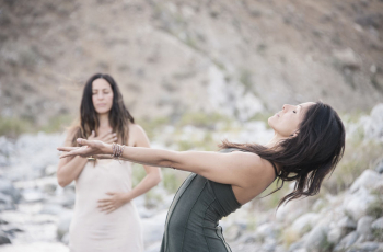 Une Voie qui Danse